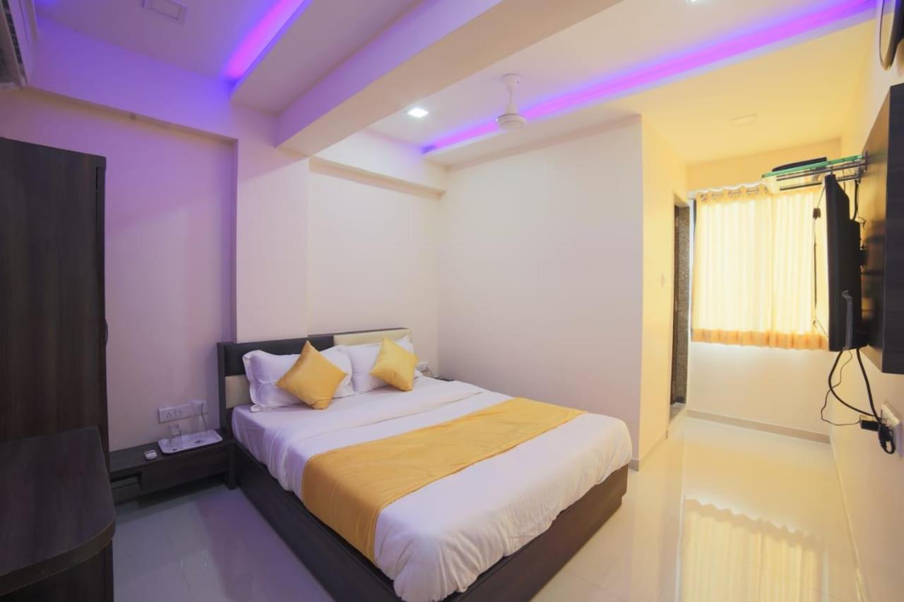 Hotel Swell Ahmedabad Exterior photo